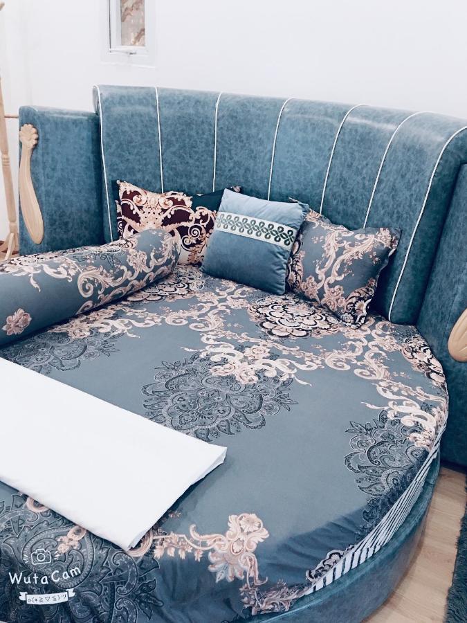 Luxury Hotel T&L Cam Pha Екстер'єр фото